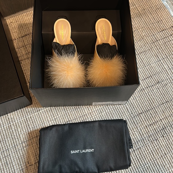 Saint Laurent Mae mules in crepe satin with feathers - Picture 5 of 6